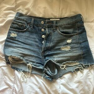 RSQ vintage high rise denim shorts | women’s 26 | great condition | no tags